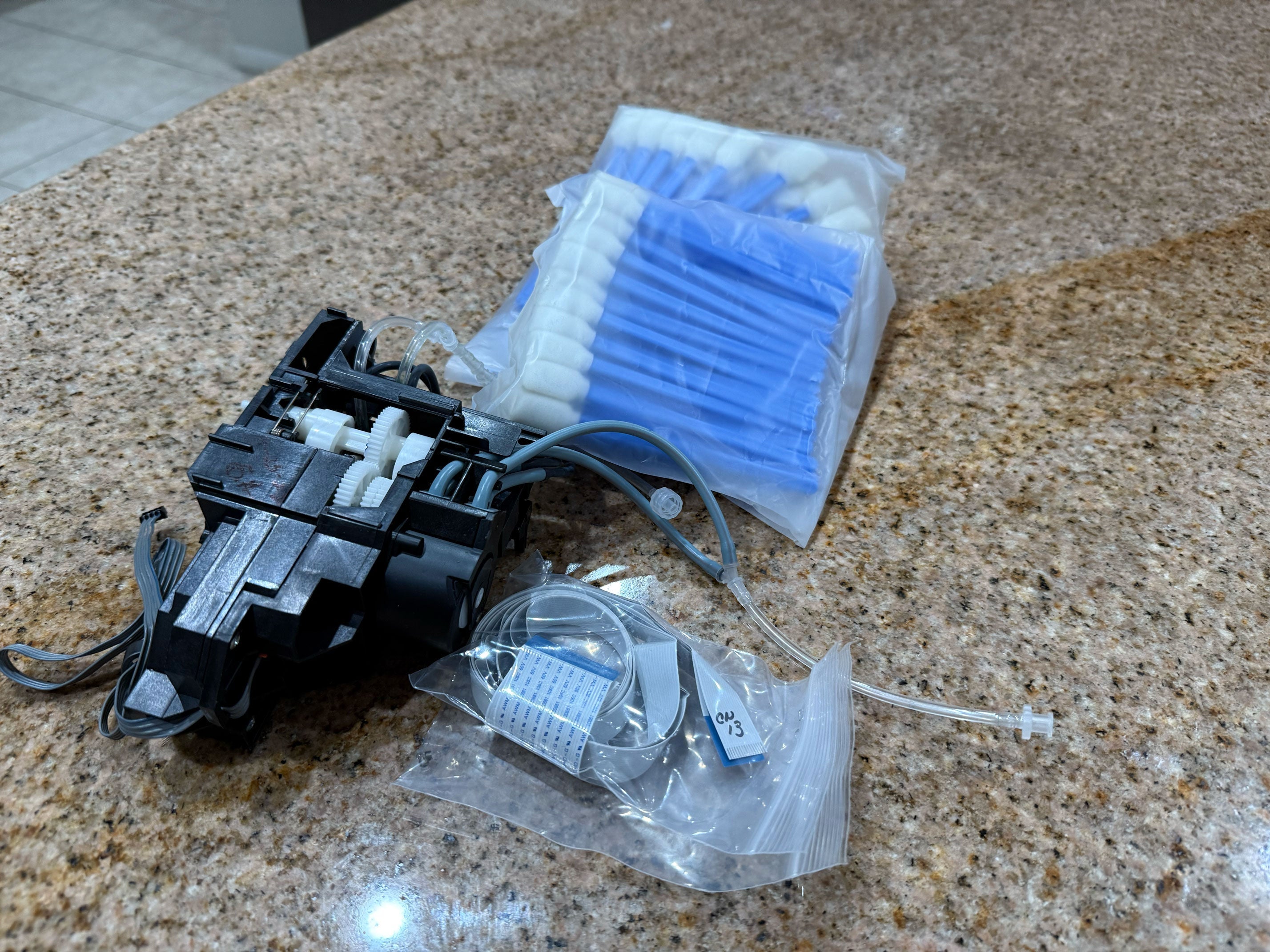 Omniprint FreeJet 330TX/330TX+ pump capping unit with wiper with Foam Cleaning Swabs