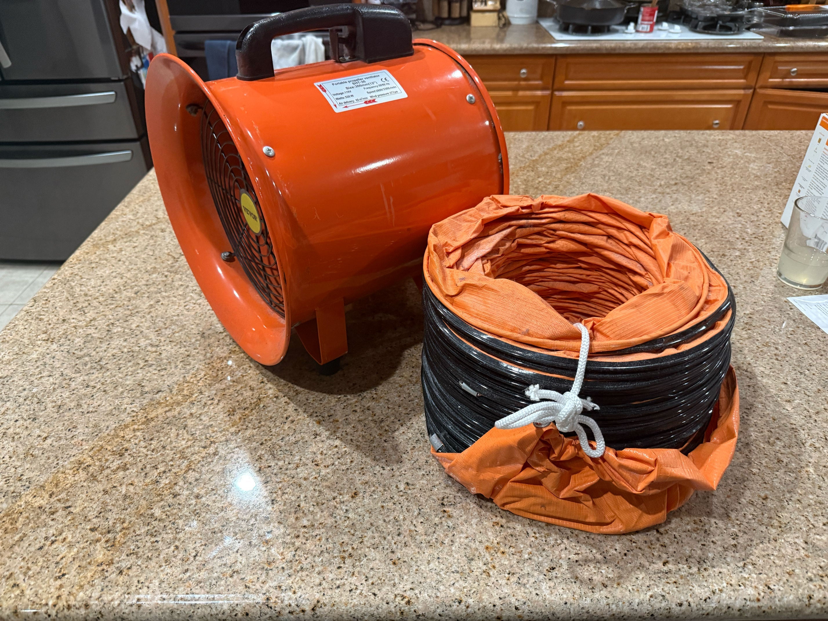 VEVOR Utility Blower Fan, 12 Inches, High Velocity Ventilator, Portable Ventilation Fan, Fume Extractor (12 Inches Blower Fan with Duct) - USED